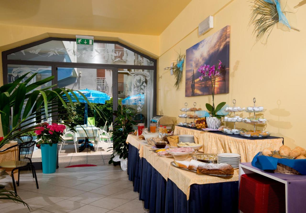 Hotel Milano Gatteo a Mare Exteriör bild